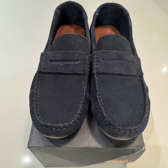 Zara Boys Shoes - Mocasin Classico Navy Blue (worn once) box - size USA 4 - Picture 3 of 4